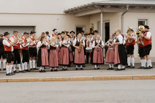 Vorschaubild Freitag: Kinder-Festzug, Perlesreuter BleMUSI